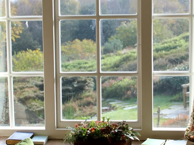 Frameless Glazing